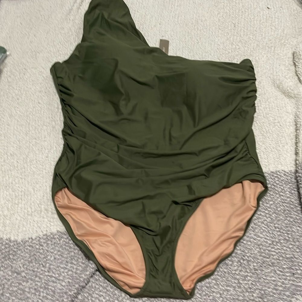 NWT- J Crew- 24+ One Shoulder One Piece Ruched Swimsuit - Picture 2 of 10